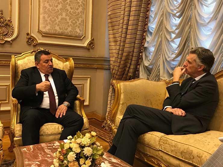 رئيس "ثقافة النواب" للسفير البريطاني: الكلمة الأخيرة في التعديلات الدستورية للشعب رئيس "ثقافة النواب" للسفير البريطاني: الكلمة الأخيرة في التعديلات الدستورية للشعب