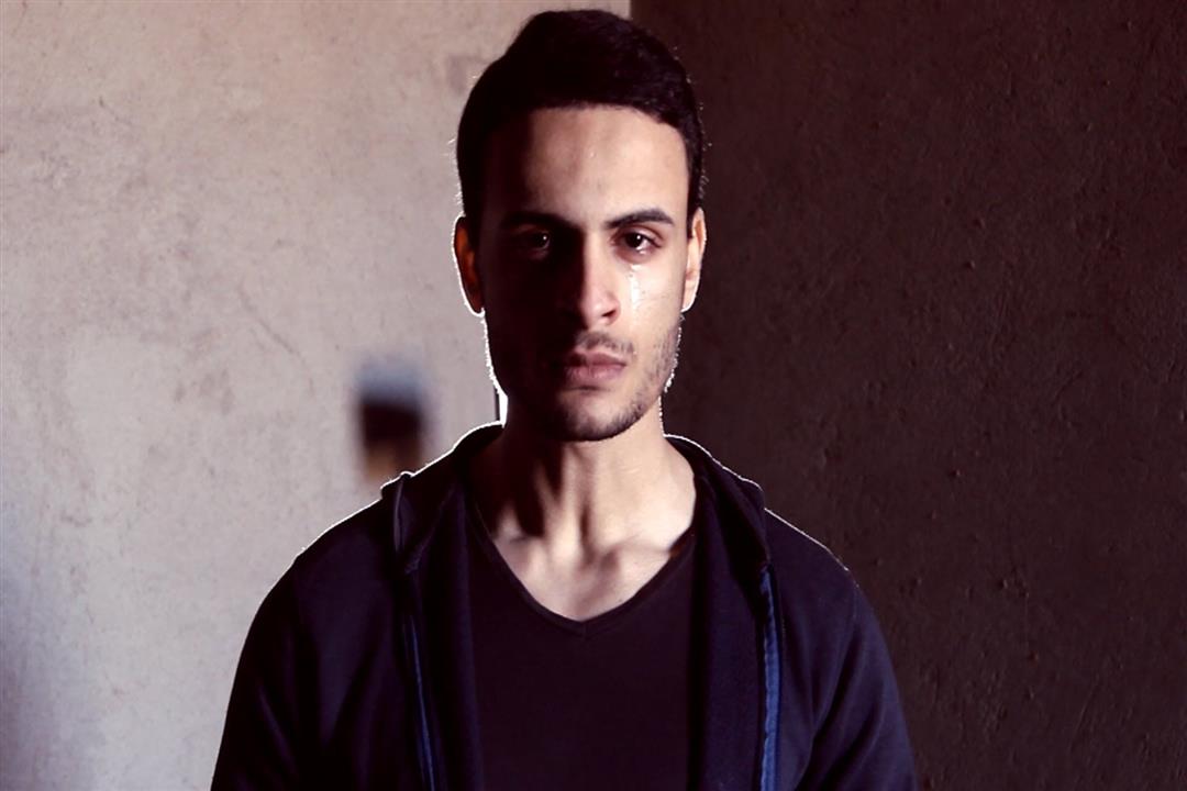 شادي سرور في فيديو جديد: "أنا مؤمن بربنا والدين شيء نقي" شادي سرور في فيديو جديد: "أنا مؤمن بربنا والدين شيء نقي"