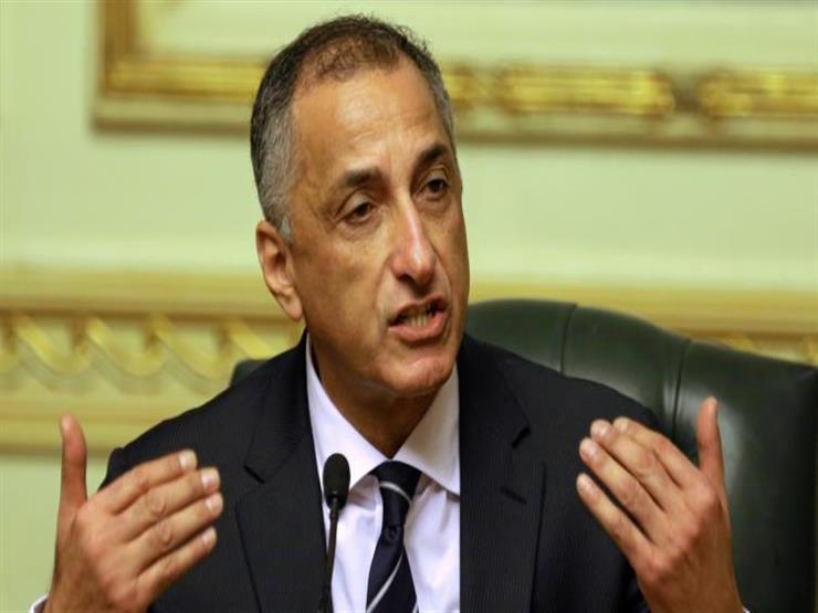محافظ المركزي: قلنا للبنوك افتحوا أبوابكم لتمويل صغار المستثمرين محافظ المركزي: قلنا للبنوك افتحوا أبوابكم لتمويل صغار المستثمرين