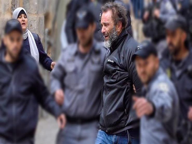 حُكم الاحتلال.. دموع وغضب في وداع "عائلة أبو عصب" بالقدس القديمة حُكم الاحتلال.. دموع وغضب في وداع "عائلة أبو عصب" بالقدس القديمة