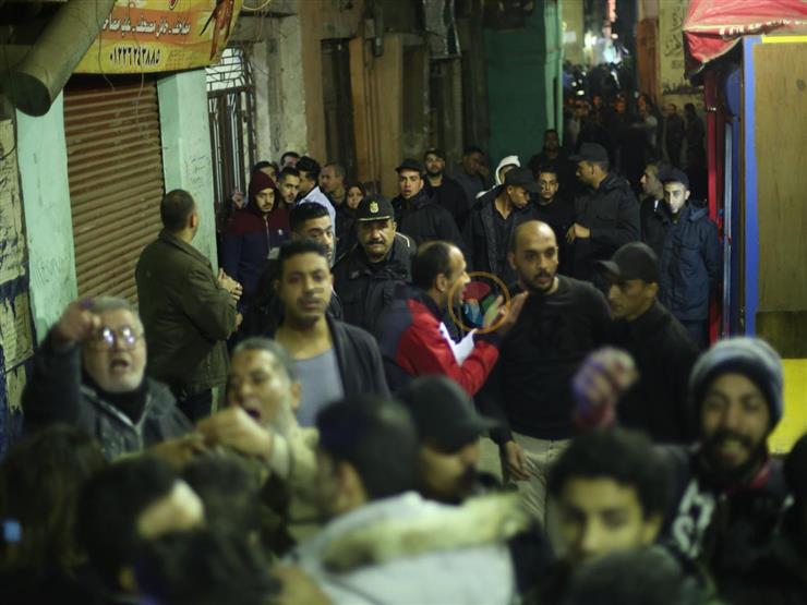 شاهد من موقع تفجير "الدرب الأحمر": "دماء وأعضاء بشرية تناثرت في كل مكان" شاهد من موقع تفجير "الدرب الأحمر": "دماء وأعضاء بشرية تناثرت في كل مكان"