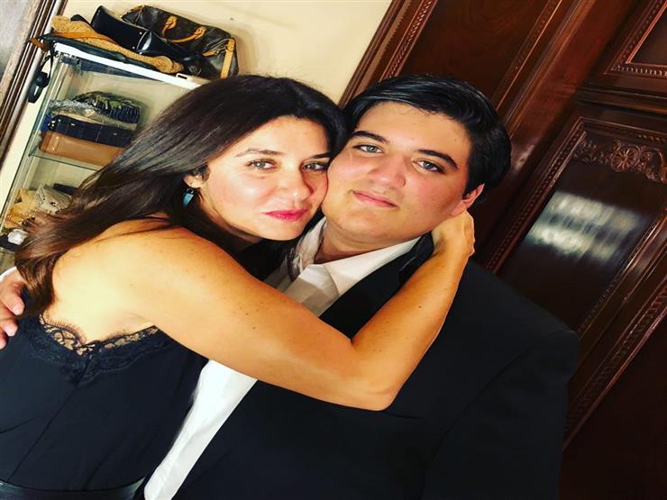 فيديو| نجل غادة عادل يرد على منتقدي فيلمه "العفاريت" فيديو| نجل غادة عادل يرد على منتقدي فيلمه "العفاريت"