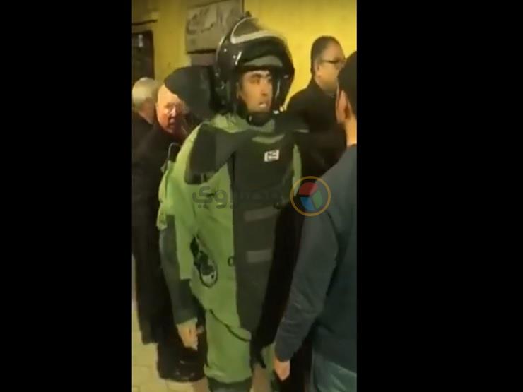 5 ساعات رعب.. حكاية بطولة "صقر المفرقعات" مُنقذ الدرب الأحمر من كارثة (فيديو) 5 ساعات رعب.. حكاية بطولة "صقر المفرقعات" مُنقذ الدرب الأحمر من كارثة (فيديو)