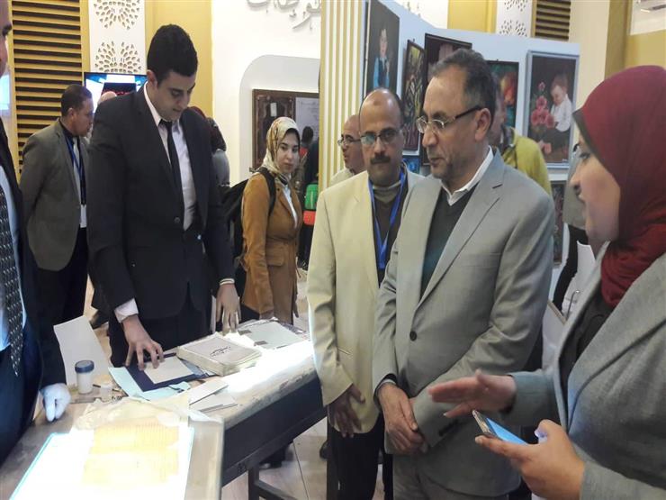 رئيس مجمع البحوث الإسلامية يتفقد جناح الأزهر بمعرض الكتاب رئيس مجمع البحوث الإسلامية يتفقد جناح الأزهر بمعرض الكتاب