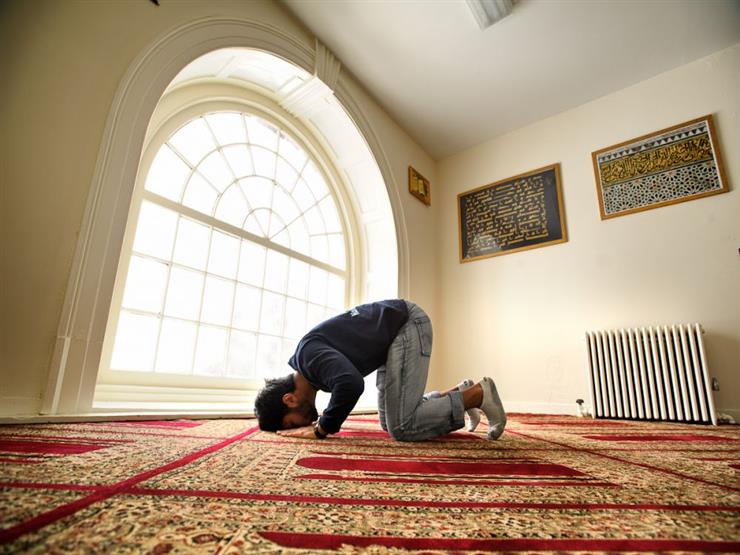 حكم تأخير الصلاة إذا تعارضت مع وقت المحاضرات.. الإفتاء توضح حكم تأخير الصلاة إذا تعارضت مع وقت المحاضرات.. الإفتاء توضح