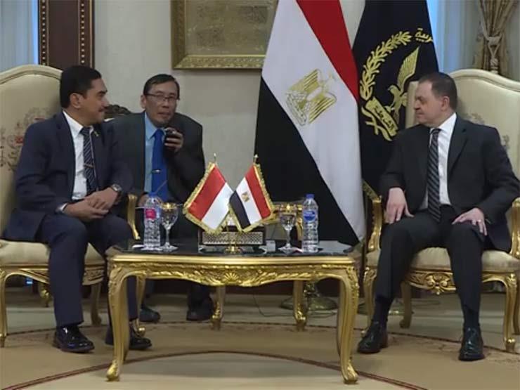 بالفيديو.. وزير الداخلية يستقبل رئيس الوكالة الوطنية لمكافحة الإرهاب بإندونيسيا بالفيديو.. وزير الداخلية يستقبل رئيس الوكالة الوطنية لمكافحة الإرهاب بإندونيسيا