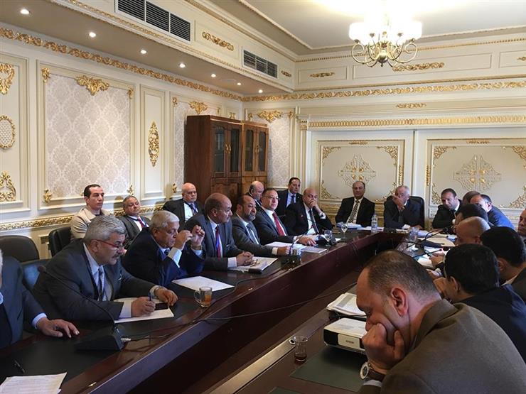 بعد تحقيق "مصراوي".. صناعة النواب توصي بإحالة مسؤولي"الشرقية للدخان" للنائب العام بعد تحقيق "مصراوي".. صناعة النواب توصي بإحالة مسؤولي"الشرقية للدخان" للنائب العام