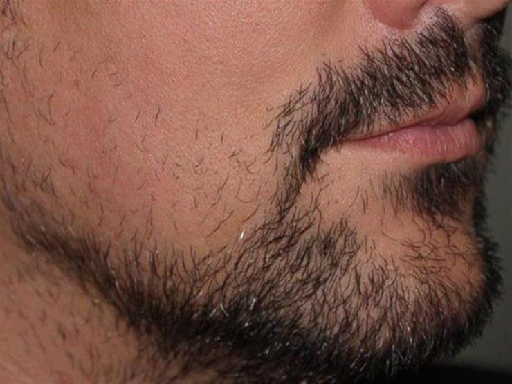تعاني من فراغات شعر الذقن؟.. إليك هذه الحلول تعاني من فراغات شعر الذقن؟.. إليك هذه الحلول
