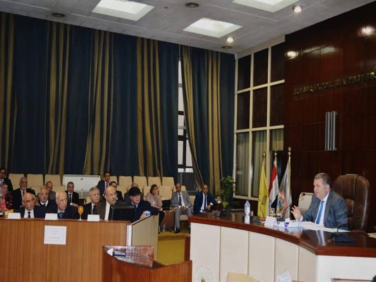 725 مليون جنيه أرباح القابضة للتشييد خلال العام المالي الماضي 725 مليون جنيه أرباح القابضة للتشييد خلال العام المالي الماضي