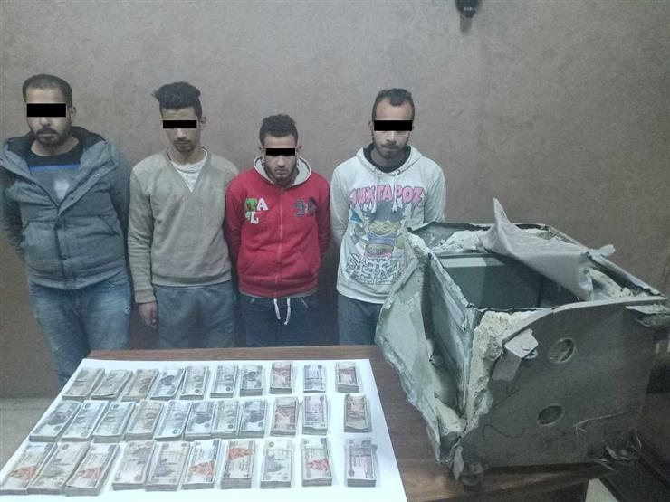ضبط عصابة "بوجي" و"زنجر" المتهمين بسرقة خزنة من معرض موتوسيكلات بالدقهلية ضبط عصابة "بوجي" و"زنجر" المتهمين بسرقة خزنة من معرض موتوسيكلات بالدقهلية