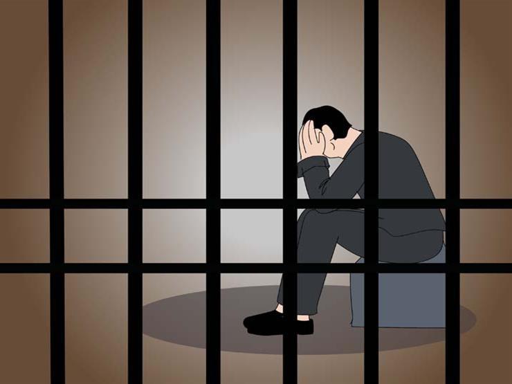 سقوط عصابة أوهمت المواطنين بمسابقة للفوز بـ 30 سيارة للاستيلاء على أموالهم سقوط عصابة أوهمت المواطنين بمسابقة للفوز بـ 30 سيارة للاستيلاء على أموالهم