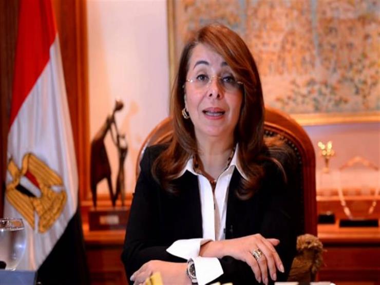 وزيرة التضامن ومحافظ البحر الأحمر يفتتحان معرض "ديارنا" في الغردقة وزيرة التضامن ومحافظ البحر الأحمر يفتتحان معرض "ديارنا" في الغردقة