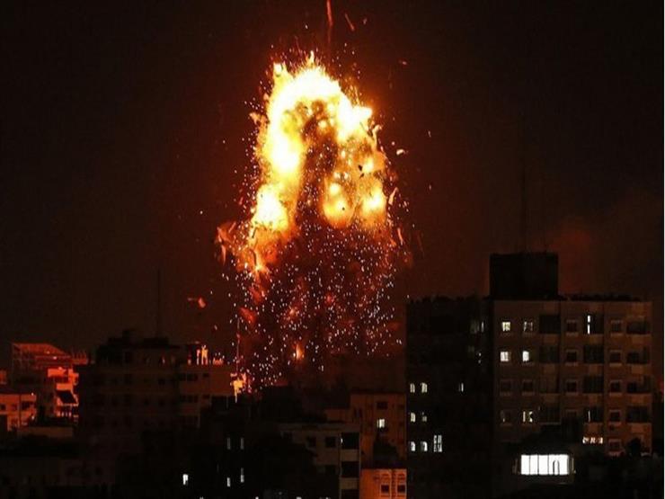 إصابة فلسطيني وزوجته بعد استهداف منزلهما في قصف الاحتلال الإسرائيلي على غزة إصابة فلسطيني وزوجته بعد استهداف منزلهما في قصف الاحتلال الإسرائيلي على غزة