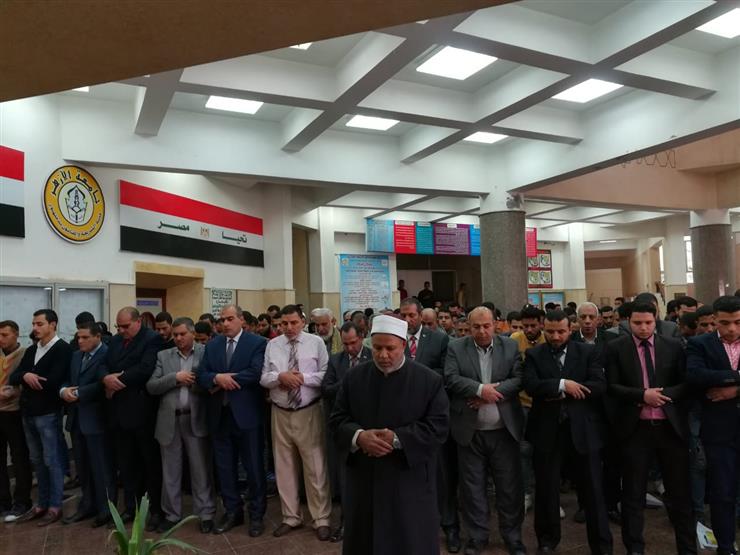 نائب رئيس جامعة الأزهر يؤدي صلاة الغائب على شهداء مسجدي نيوزيلندا بفرع دمنهور نائب رئيس جامعة الأزهر يؤدي صلاة الغائب على شهداء مسجدي نيوزيلندا بفرع دمنهور
