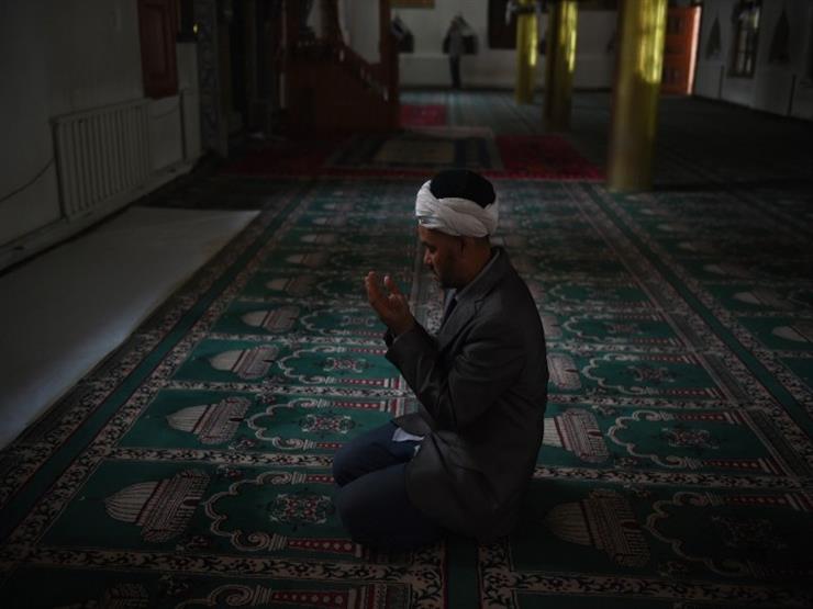 ما حكم القنوت في الفجر وفي غيره؟.. "البحوث الإسلامية" يوضح ما حكم القنوت في الفجر وفي غيره؟.. "البحوث الإسلامية" يوضح