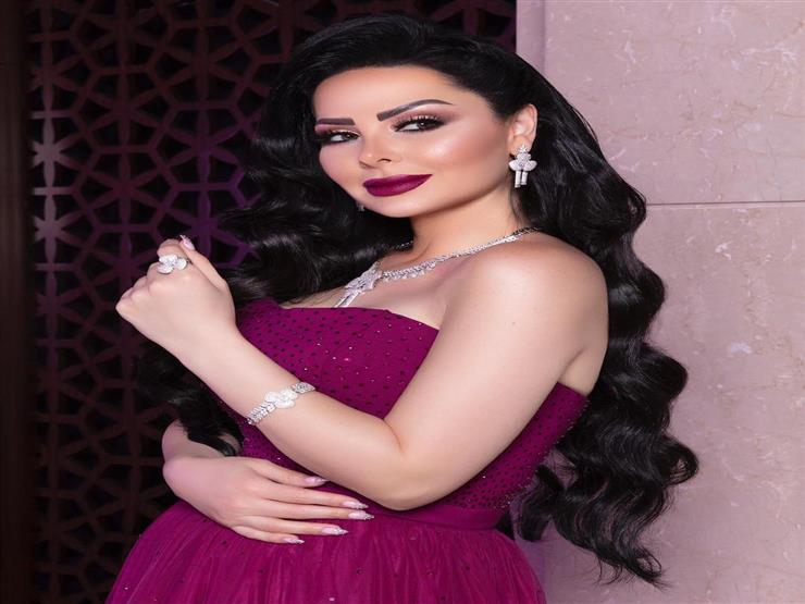 ديانا كرزون تصل العراق استعدادا لإحياء حفل غنائي ديانا كرزون تصل العراق استعدادا لإحياء حفل غنائي