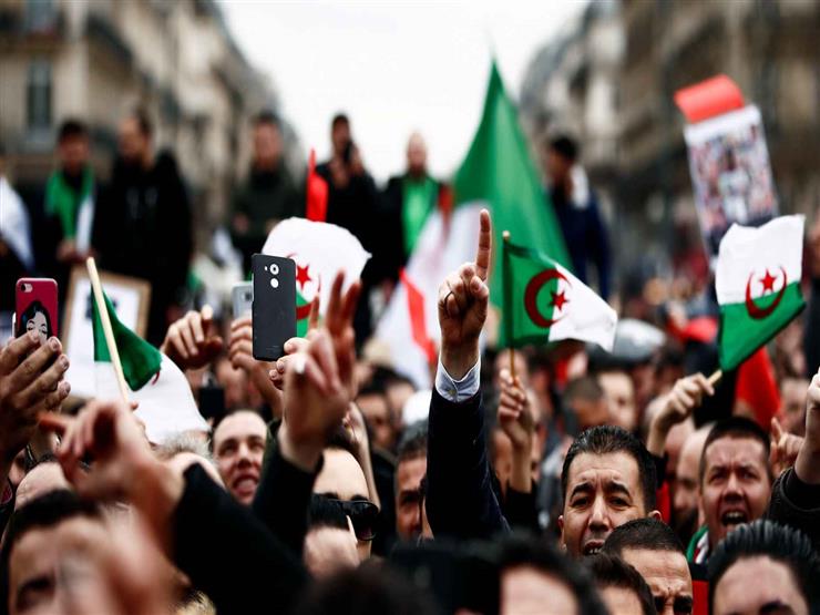 "جبهة التحرير الوطني الجزائري": مستعدون لمساعدة "هيئة الحوار" في مهامها "جبهة التحرير الوطني الجزائري": مستعدون لمساعدة "هيئة الحوار" في مهامها