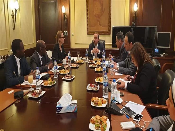 مصر تبحث مع "الأفريقي للتنمية" تفعيل مشروع الربط بين بورصات القارة مصر تبحث مع "الأفريقي للتنمية" تفعيل مشروع الربط بين بورصات القارة