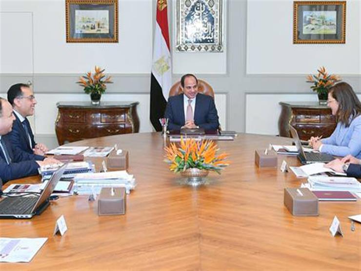 "رد أموال المعاشات وإصلاح الأجور".. تفاصيل اجتماع السيسي مع الحكومة "رد أموال المعاشات وإصلاح الأجور".. تفاصيل اجتماع السيسي مع الحكومة