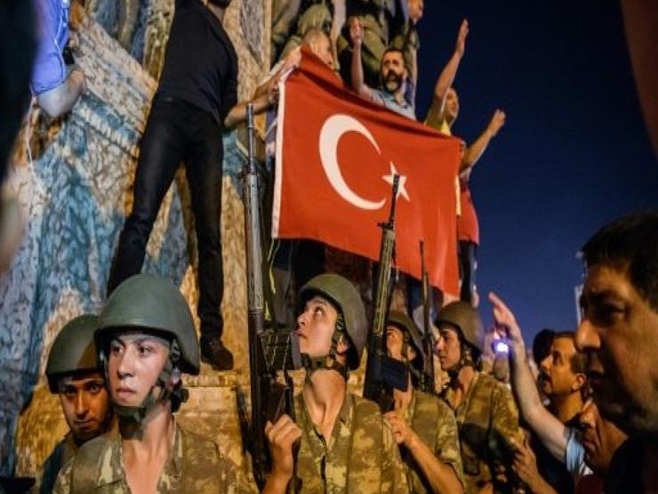 تقرير: تركيا وجهت لألمانيا نحو ألف طلب ملاحقة عبر الإنتربول منذ محاولة الانقلاب تقرير: تركيا وجهت لألمانيا نحو ألف طلب ملاحقة عبر الإنتربول منذ محاولة الانقلاب