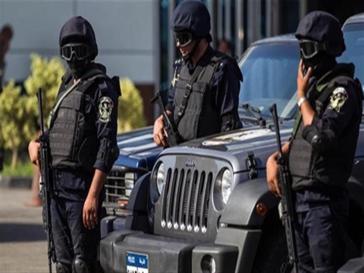 الأمن يُنقذ 11 صينيا ضلوا طريق العودة أثناء رحلة سفاري لصحراء الفيوم الأمن يُنقذ 11 صينيا ضلوا طريق العودة أثناء رحلة سفاري لصحراء الفيوم
