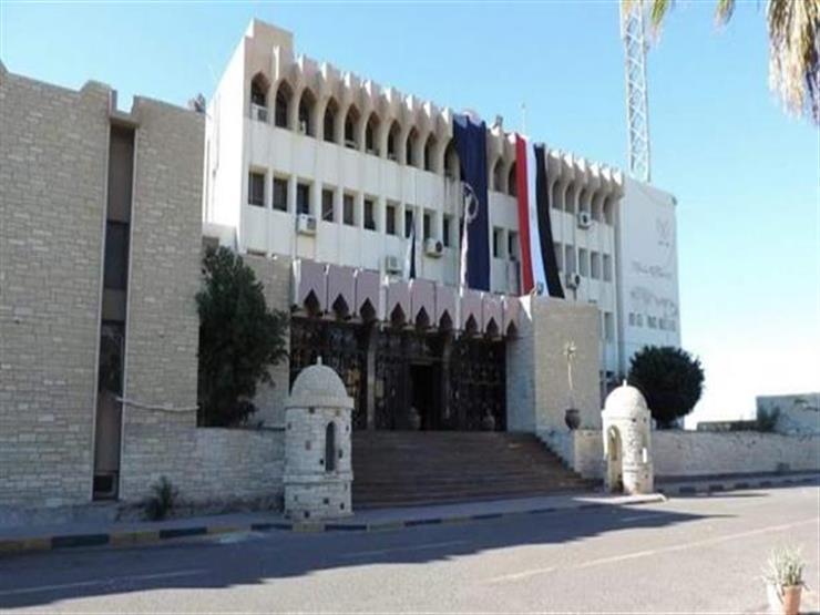 الأمن يضبط 23 جوال ذهب خام قبل تهريبهم داخل سيارة بالبحر الأحمر الأمن يضبط 23 جوال ذهب خام قبل تهريبهم داخل سيارة بالبحر الأحمر