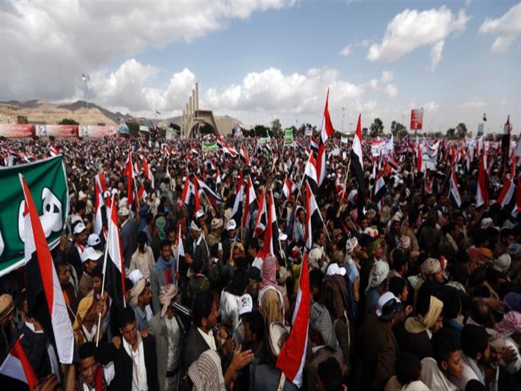 الآلاف يحتشدون بصنعاء للتنديد بعمليات التحالف العربي في اليمن الآلاف يحتشدون بصنعاء للتنديد بعمليات التحالف العربي في اليمن