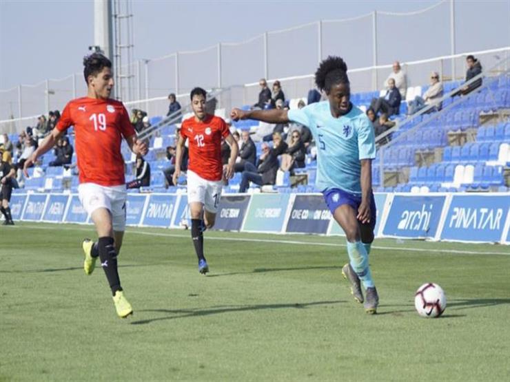 مدرب هولندا الأولمبي يتحدث عن طرد الجزار.. ويوجه نصيحة لصلاح مدرب هولندا الأولمبي يتحدث عن طرد الجزار.. ويوجه نصيحة لصلاح