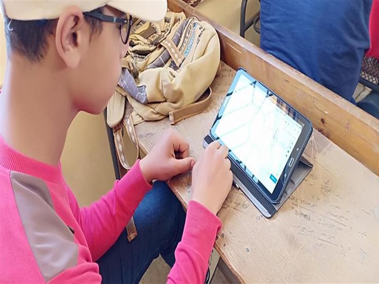 الحكومة تحسم الجدل بشأن إضافة سنة رابعة للثانوية العامة في النظام الجديد الحكومة تحسم الجدل بشأن إضافة سنة رابعة للثانوية العامة في النظام الجديد