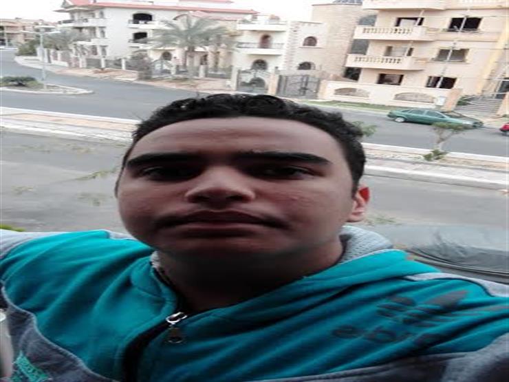 "قالي يابطيخه".. زياد يقاضي معلمه ويتهمه بـ "التنمر" "قالي يابطيخه".. زياد يقاضي معلمه ويتهمه بـ "التنمر"