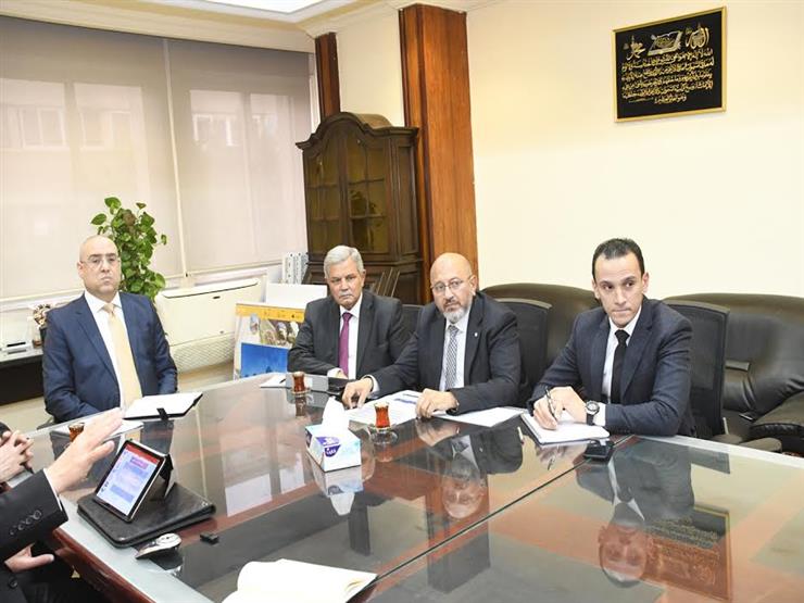 الإسكان: تنفيذ 71 مشروعًا للمياه والصرف في القليوبية بتكلفة 5 مليارت جنيه الإسكان: تنفيذ 71 مشروعًا للمياه والصرف في القليوبية بتكلفة 5 مليارت جنيه