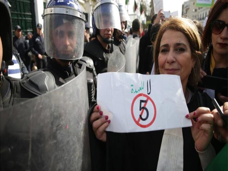 15 حزبا معارضا في الجزائر يحذرون من إجراء الانتخابات الرئاسية الشهر المقبل 15 حزبا معارضا في الجزائر يحذرون من إجراء الانتخابات الرئاسية الشهر المقبل