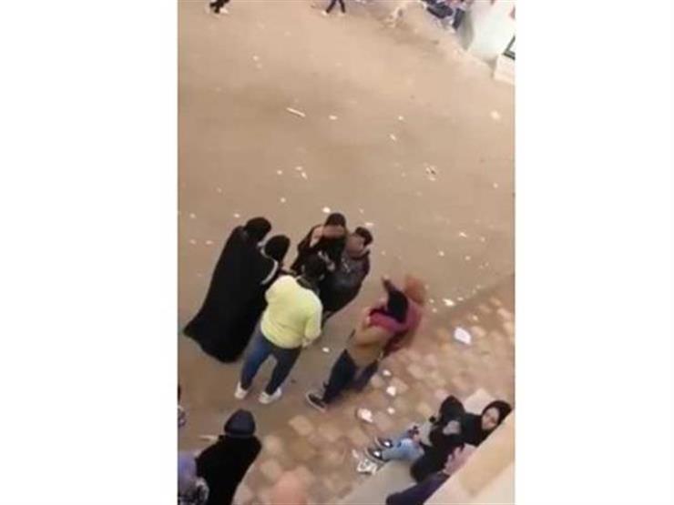 إحالة بطل "فيديو الحضن" داخل مدرسة بنات في الشرقية للجنح إحالة بطل "فيديو الحضن" داخل مدرسة بنات في الشرقية للجنح