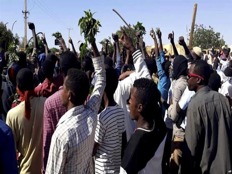 تجمع المهنيين السودانيين: بيان الجيش لا يلبي مطالب المتظاهرين تجمع المهنيين السودانيين: بيان الجيش لا يلبي مطالب المتظاهرين