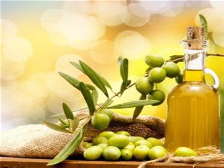 تعرفِ على استخدامات زيت الزيتون في مستحضرات العناية تعرفِ على استخدامات زيت الزيتون في مستحضرات العناية