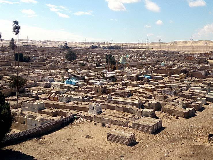 هل يجوز فتح القبر على متوفى قبل مرور أربعين يومًا من دفنه؟.. أمين الفتوى يجيب هل يجوز فتح القبر على متوفى قبل مرور أربعين يومًا من دفنه؟.. أمين الفتوى يجيب