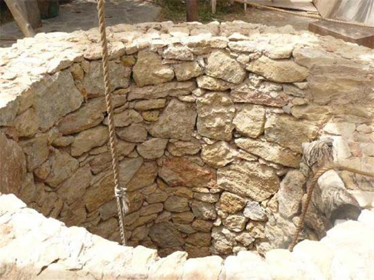بئر "السقيا".. شرب منها النبي في طريقه لبدر ودعا لأهل المدينة بئر "السقيا".. شرب منها النبي في طريقه لبدر ودعا لأهل المدينة