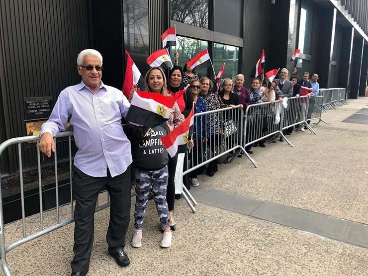 لليوم الثاني.. المصريون بأمريكا يواصلون الإدلاء بأصواتهم في الاستفتاء لليوم الثاني.. المصريون بأمريكا يواصلون الإدلاء بأصواتهم في الاستفتاء