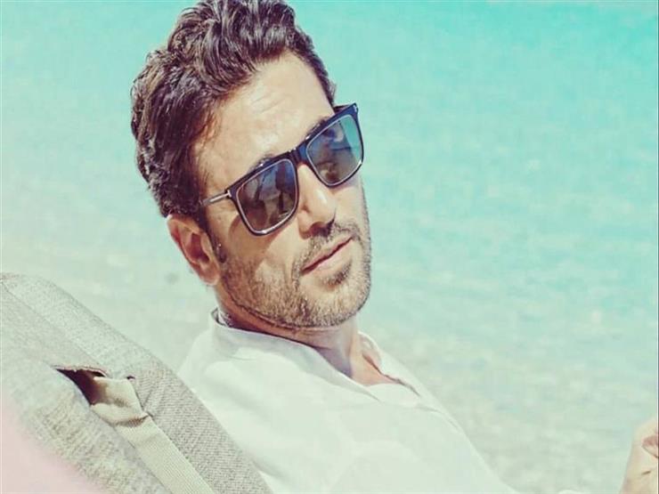 صورة| أحمد عز ورزق ونجوم مسرح مصر في "الساحل" صورة| أحمد عز ورزق ونجوم مسرح مصر في "الساحل"