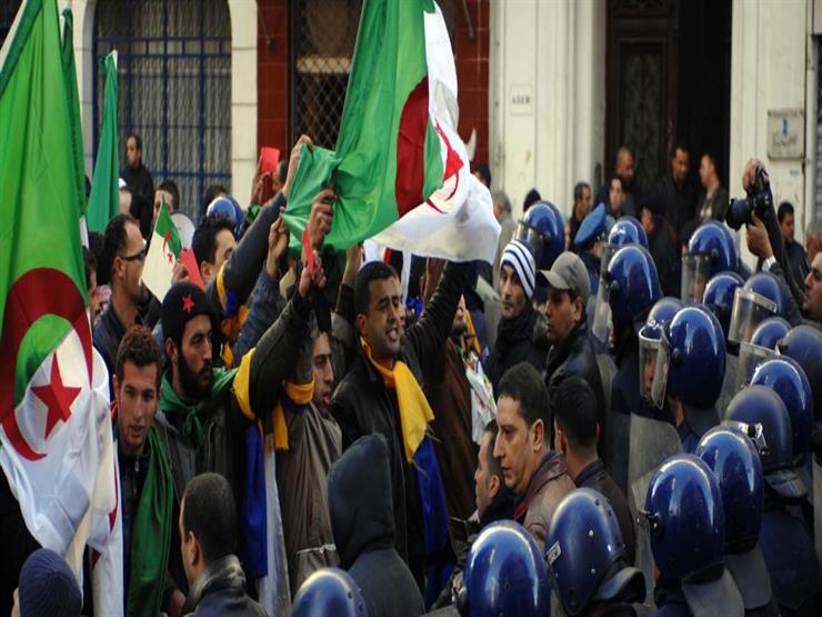 الجزائر: 24 مرشحا محتملا لانتخابات الرئاسة المقبلة الجزائر: 24 مرشحا محتملا لانتخابات الرئاسة المقبلة
