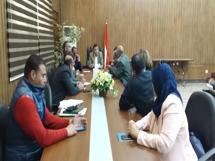 رئيس جهاز 6 أكتوبر يبحث مع السكان مشكلة ضعف المياه وتهالك الشبكات رئيس جهاز 6 أكتوبر يبحث مع السكان مشكلة ضعف المياه وتهالك الشبكات