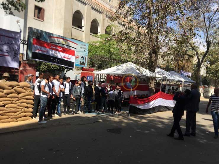 نائب محافظ القاهرة يتفقد لجان المعادي نائب محافظ القاهرة يتفقد لجان المعادي