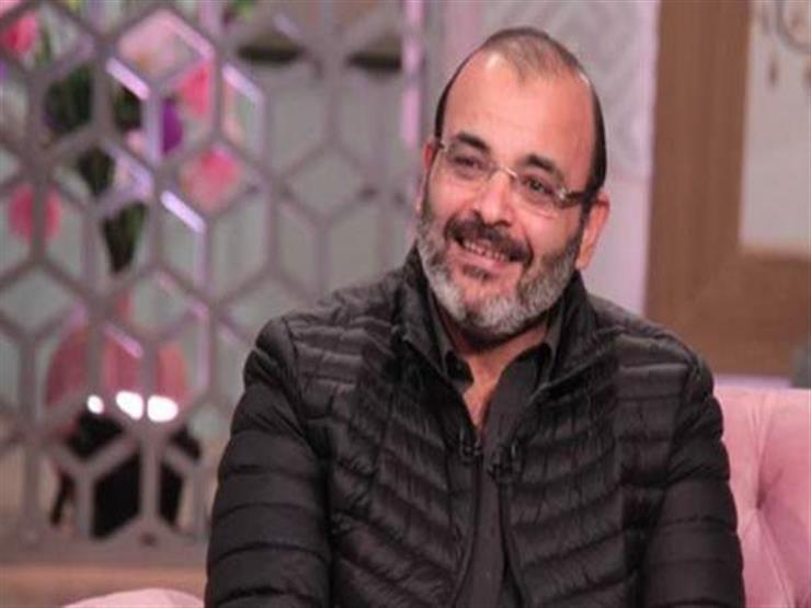 "أيمن بهجت قمر يدعم أحمد حلمي: "مش كل يوم هيبقى عندنا فنان بقيمته "أيمن بهجت قمر يدعم أحمد حلمي: "مش كل يوم هيبقى عندنا فنان بقيمته