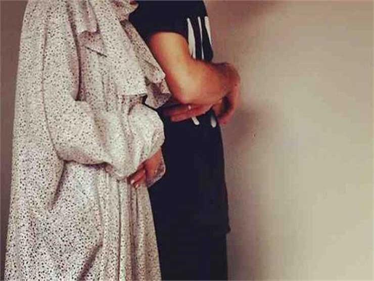 ما حكم صلاة الرجل بزوجته جماعة؟.. تعرف على رد الإفتاء ما حكم صلاة الرجل بزوجته جماعة؟.. تعرف على رد الإفتاء
