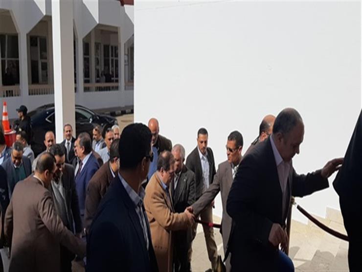وزير البترول ومحافظ أسيوط يتفقدان تنفيذ أكبر مشروعي تكرير في الصعيد وزير البترول ومحافظ أسيوط يتفقدان تنفيذ أكبر مشروعي تكرير في الصعيد