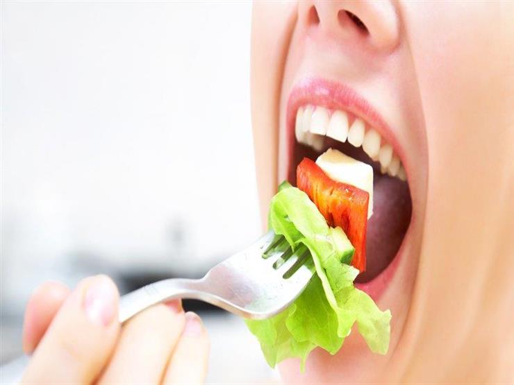 منها الثوم وشوربة الكرنب.. أطعمة صعبة المذاق تفقدك الوزن سريعًا منها الثوم وشوربة الكرنب.. أطعمة صعبة المذاق تفقدك الوزن سريعًا