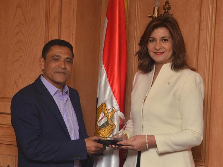 وزيرة الهجرة تطلق مبادرة "مصر تستطيع بالاجتهاد" وزيرة الهجرة تطلق مبادرة "مصر تستطيع بالاجتهاد"
