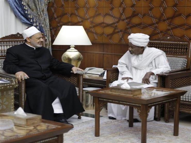 الطيب يؤكد استعداد الأزهر للتعاون مع جامعات السودان في شتي المجالات الطيب يؤكد استعداد الأزهر للتعاون مع جامعات السودان في شتي المجالات