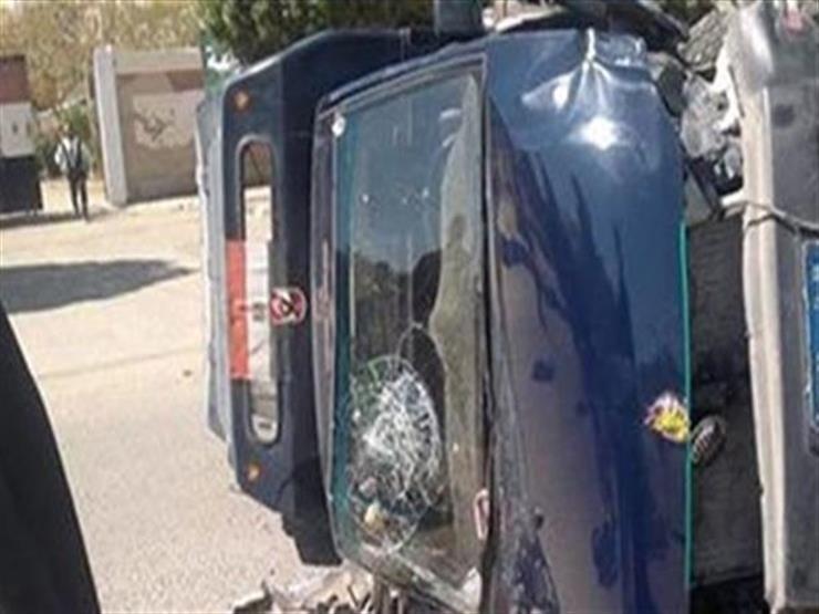 مصرع مجند وإصابة 6 آخرين في انقلاب سيارة شرطة ببني سويف مصرع مجند وإصابة 6 آخرين في انقلاب سيارة شرطة ببني سويف