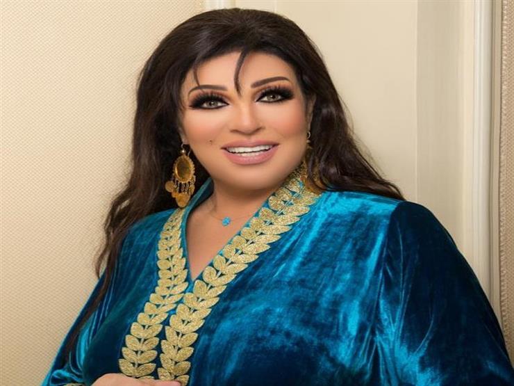 بالفيديو- فيفي عبده تغادر القاهرة وتستعد لمسرحيتها في الكويت بالفيديو- فيفي عبده تغادر القاهرة وتستعد لمسرحيتها في الكويت
